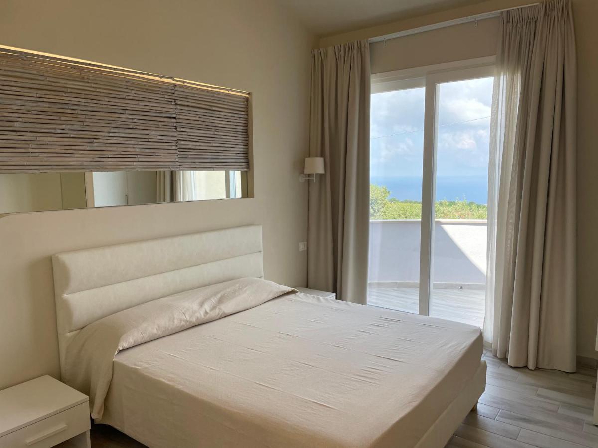 Borgo San Cosmo Tropea Bed and Breakfast Brattiro Eksteriør billede