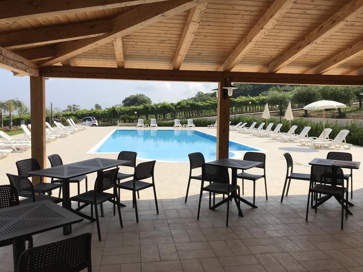 Borgo San Cosmo Tropea Bed and Breakfast Brattiro Eksteriør billede
